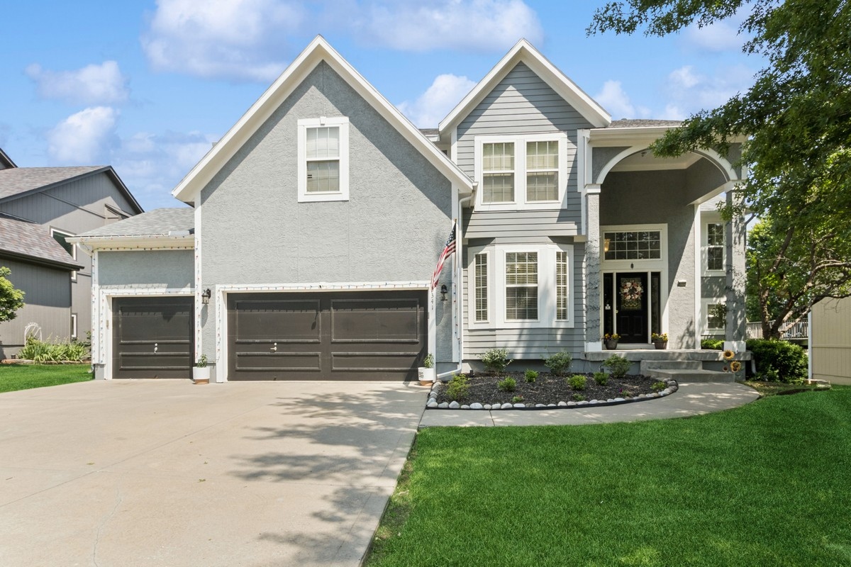 5341 Meadowlark Drive