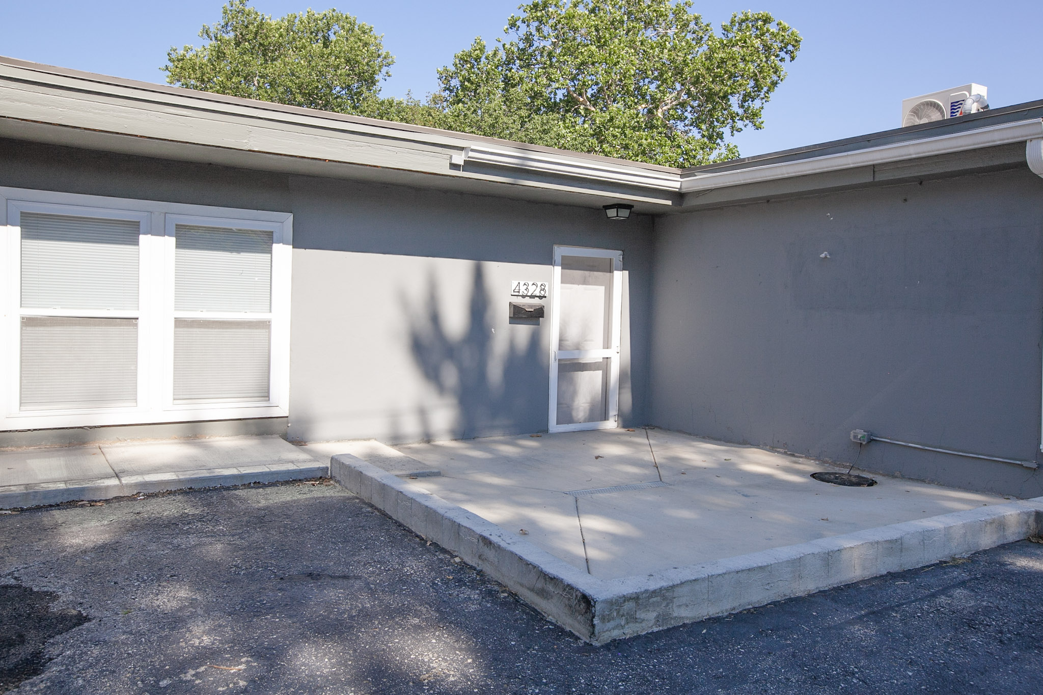 4328 State Line Road - 1